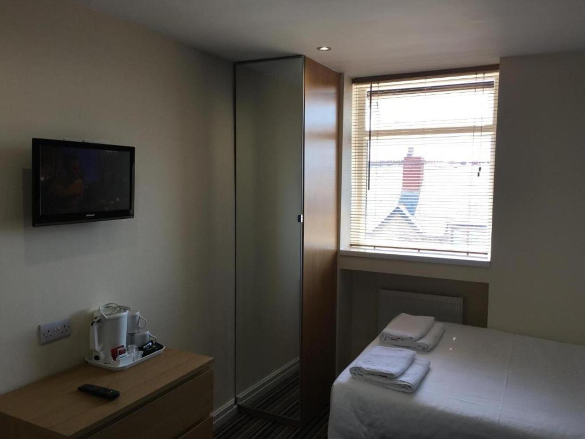 Oyo Wave Crest Hotel Blackpool Eksteriør billede