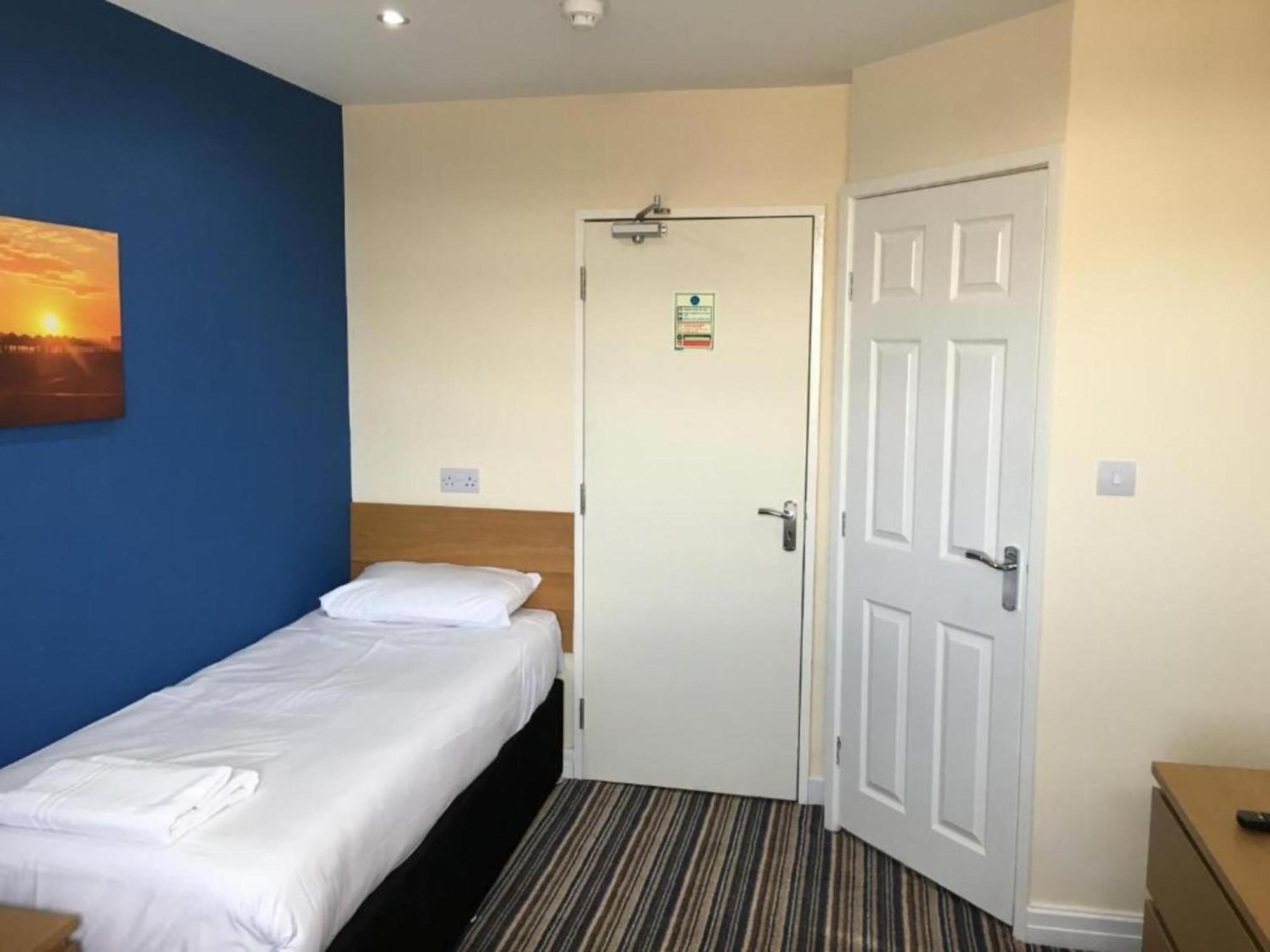 Oyo Wave Crest Hotel Blackpool Eksteriør billede