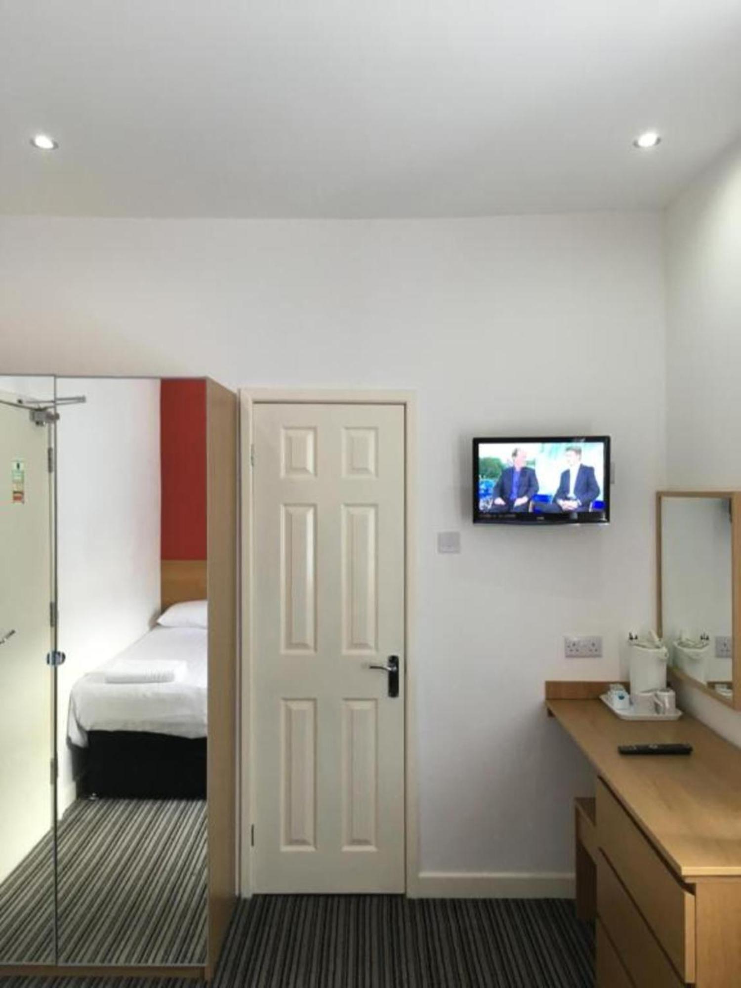 Oyo Wave Crest Hotel Blackpool Eksteriør billede