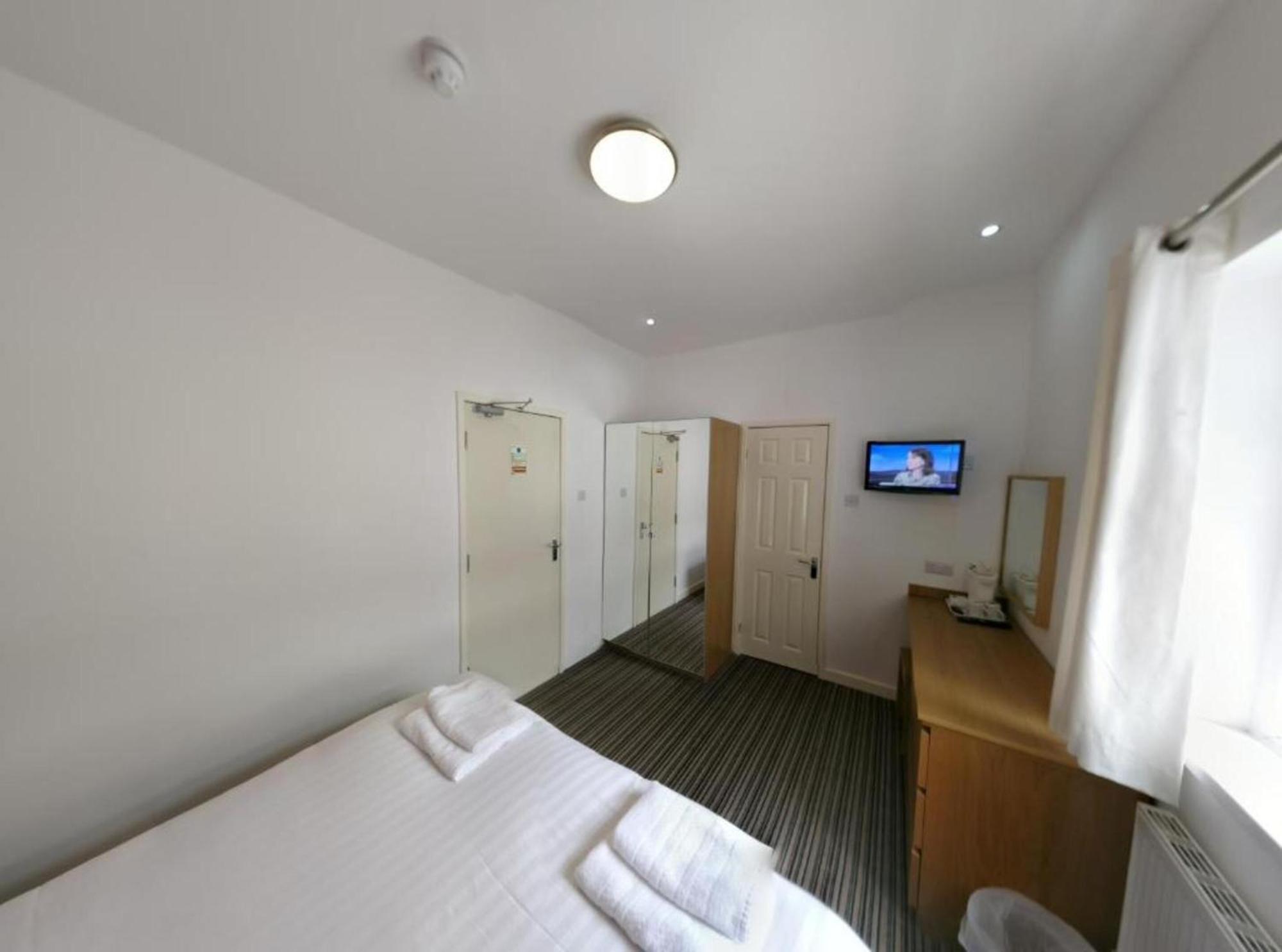 Oyo Wave Crest Hotel Blackpool Eksteriør billede