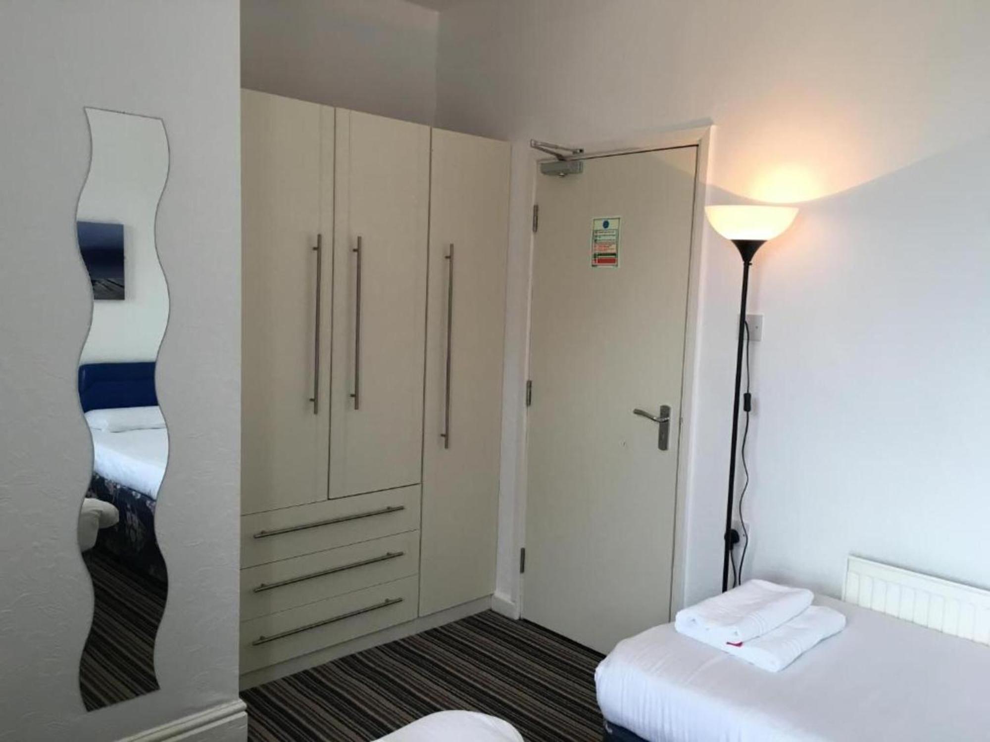 Oyo Wave Crest Hotel Blackpool Eksteriør billede