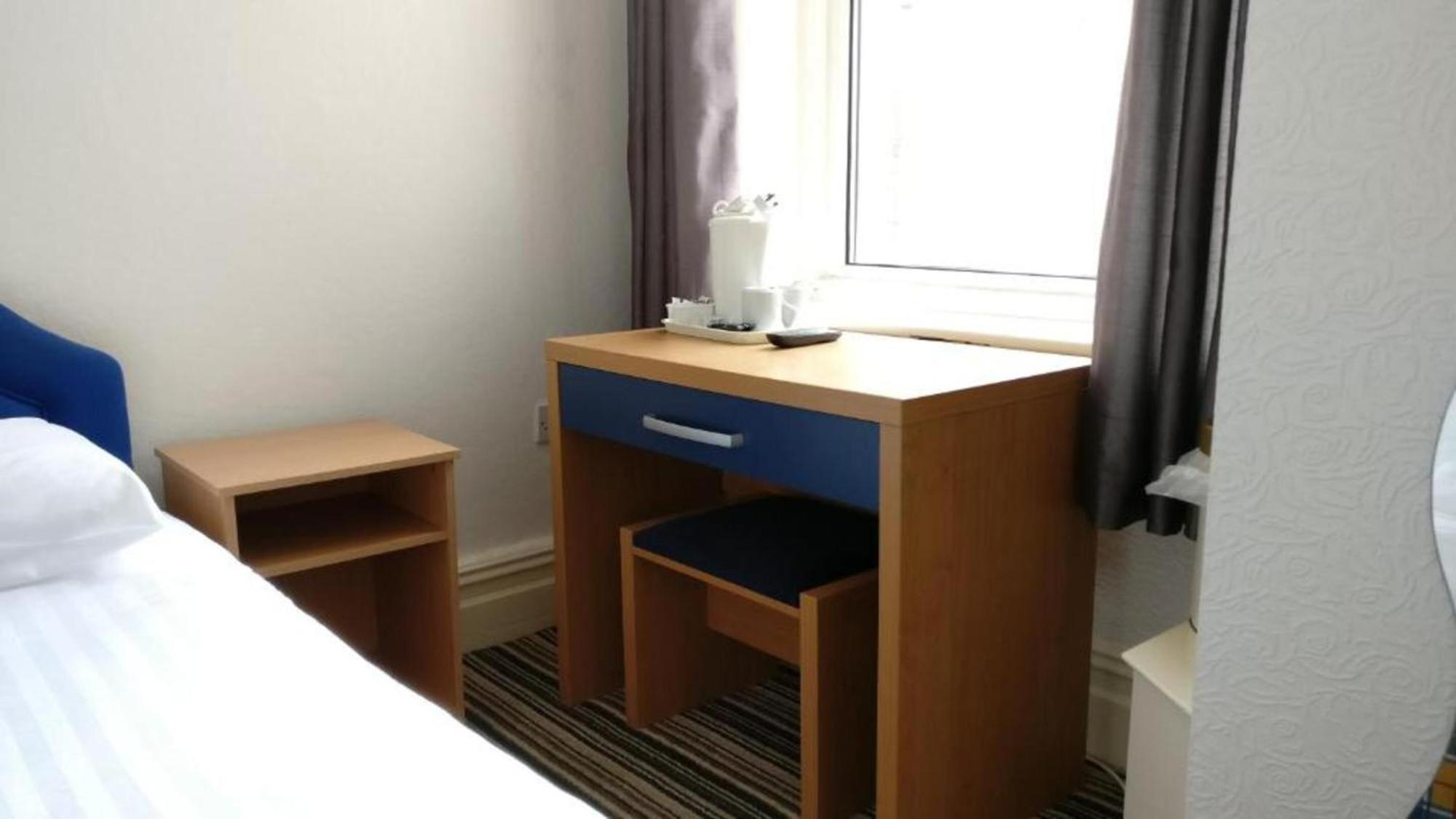 Oyo Wave Crest Hotel Blackpool Eksteriør billede